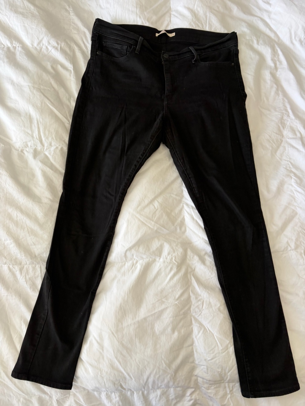 Levi's Women's Skinny Jeans in Black